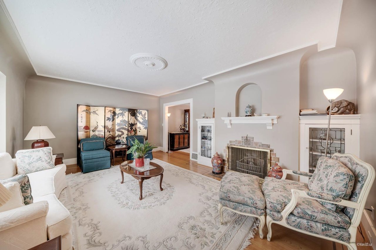 3650 W King Edward Ave