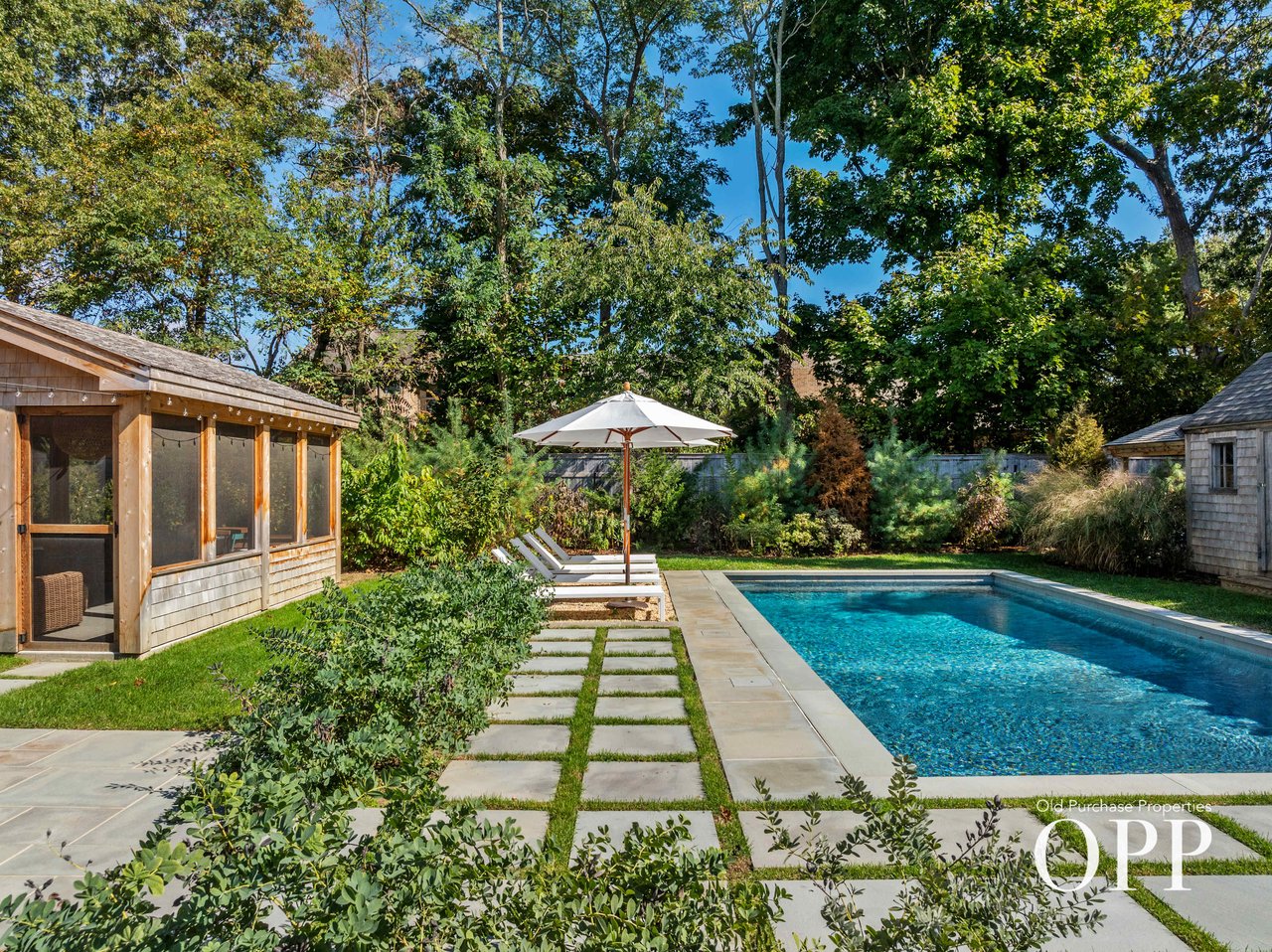  Stylish Cape Cod Retreat in Bellport Village