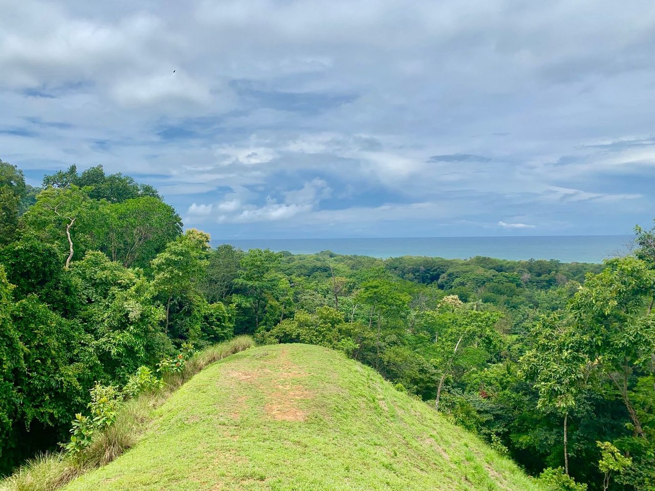 Triple Waterfall Ocean View Land, Dominical, Puntarenas
