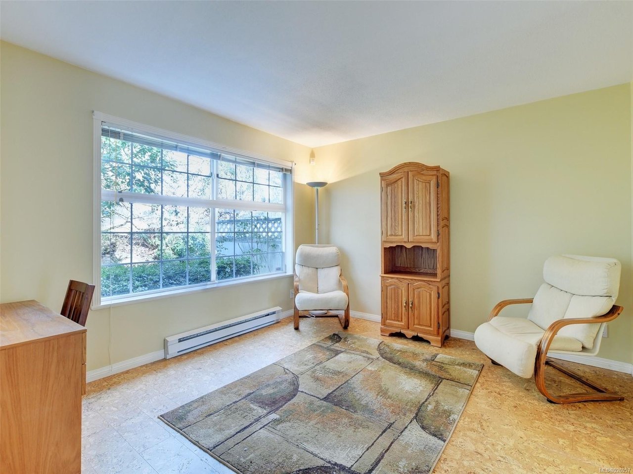 70-14 Erskine Ln