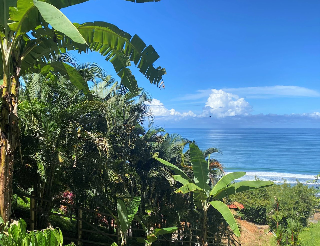 Ayacucho - Outstanding ocean view lot within walking distance to the beach! 