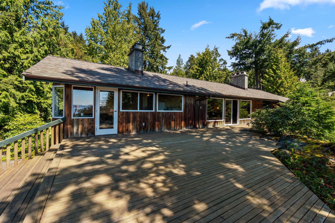 4663 Woodridge Pl