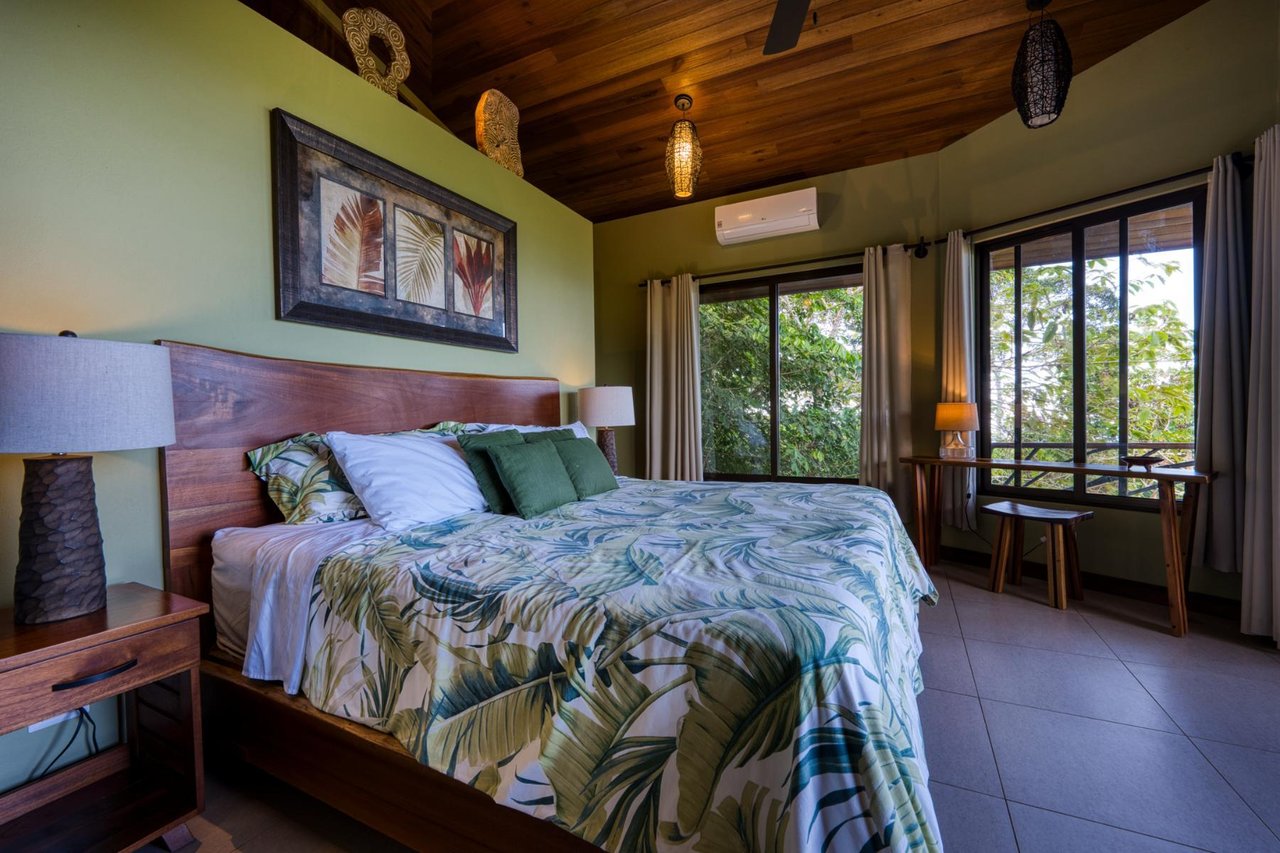 Modern Ocean View Rainforest Estate, Dominical, Puntarenas