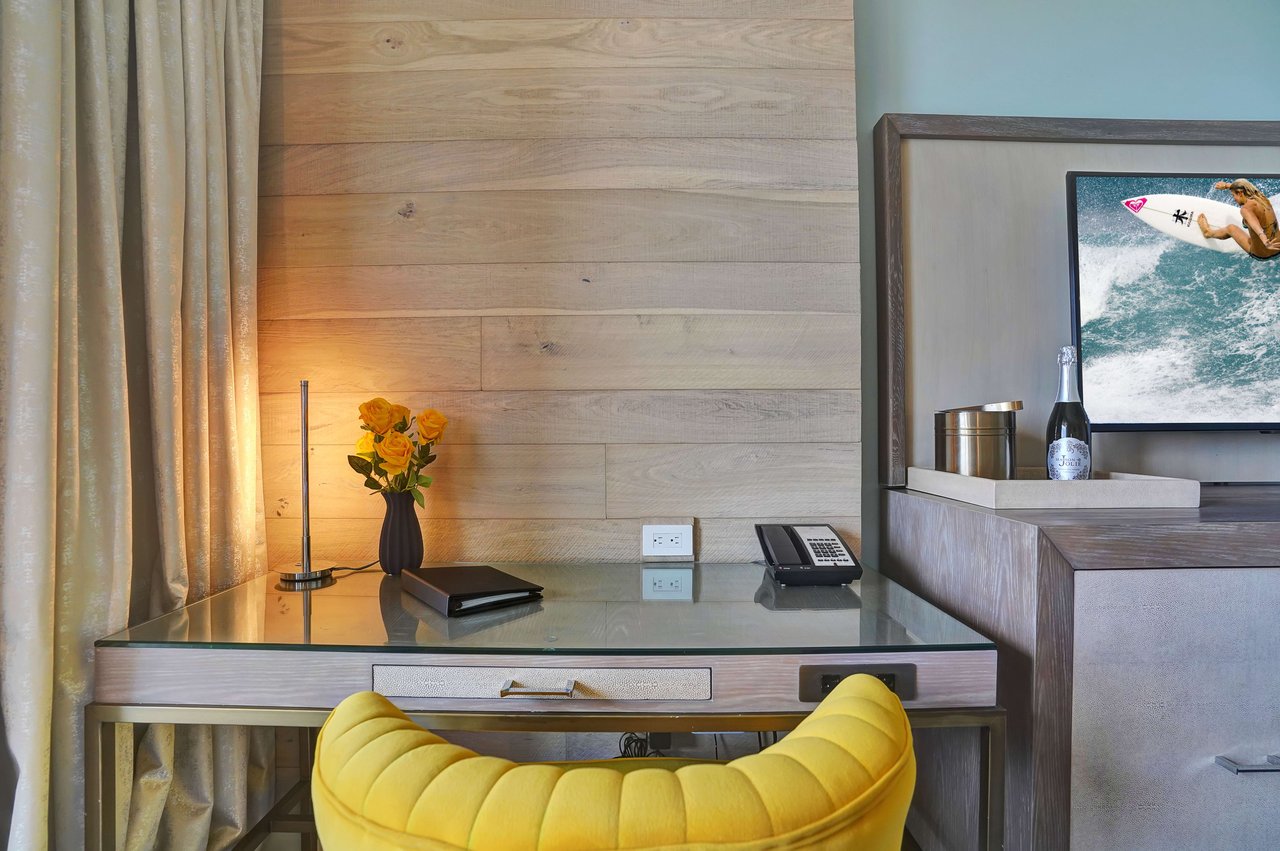 Ritz Carlton Key Biscayne Unit 870