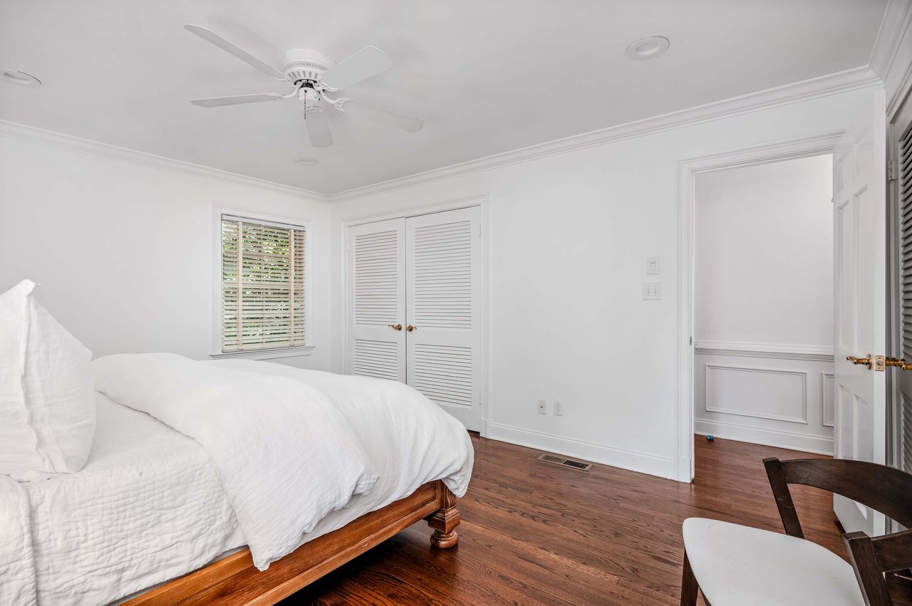 311 Broadland Rd NW