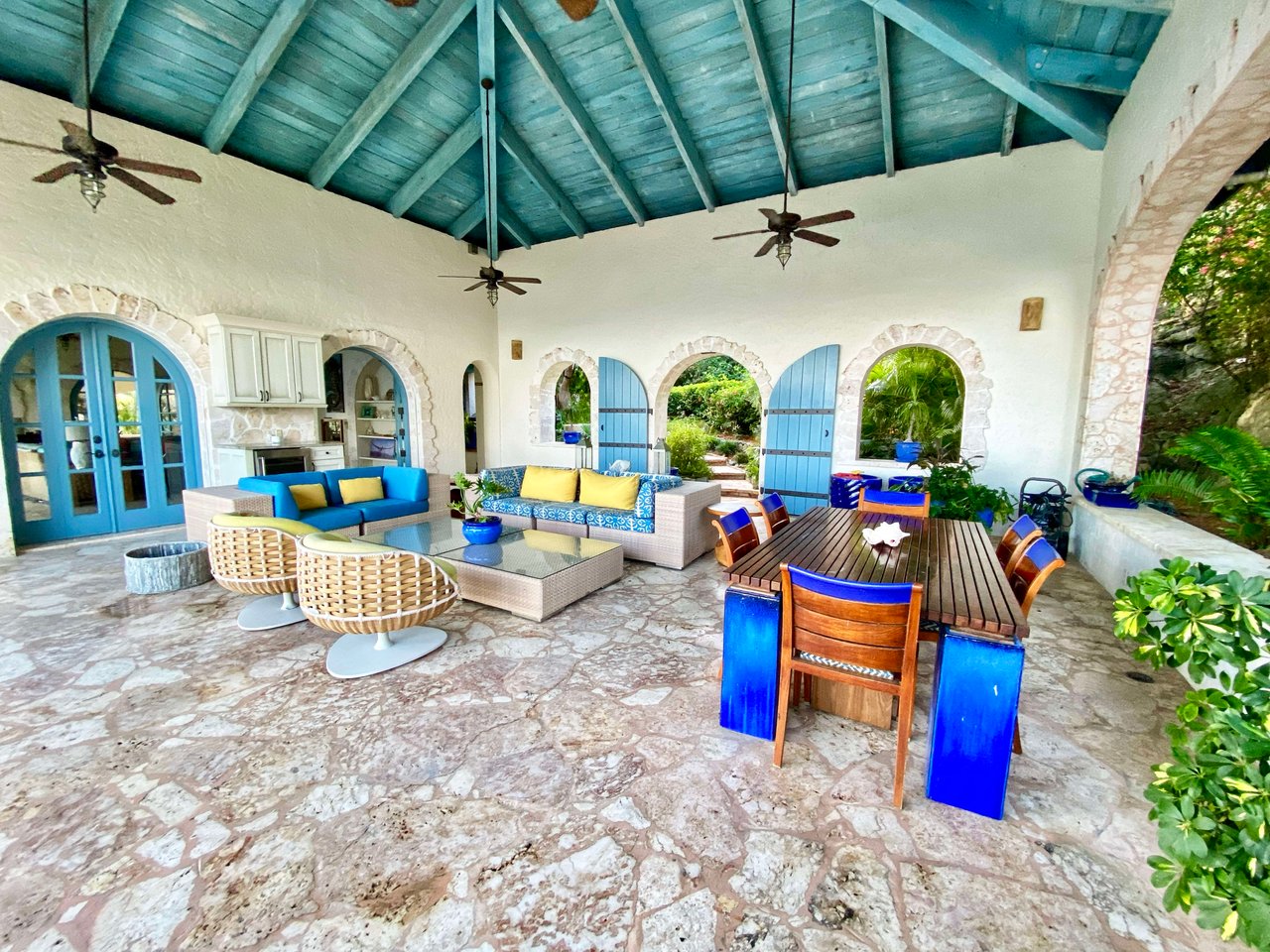 CLIFF HOUSE VILLA