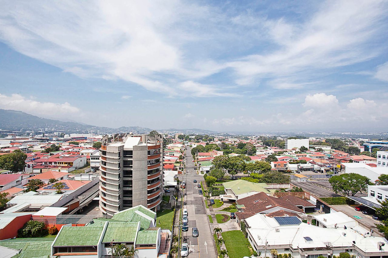 Panoramic View Luxury Penthouse, Sabana and Rohrmoser, San Jose