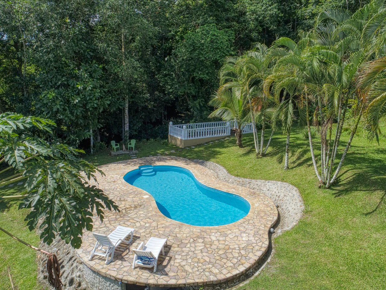 Waterfall Estate with Creek, Dominical, Puntarenas