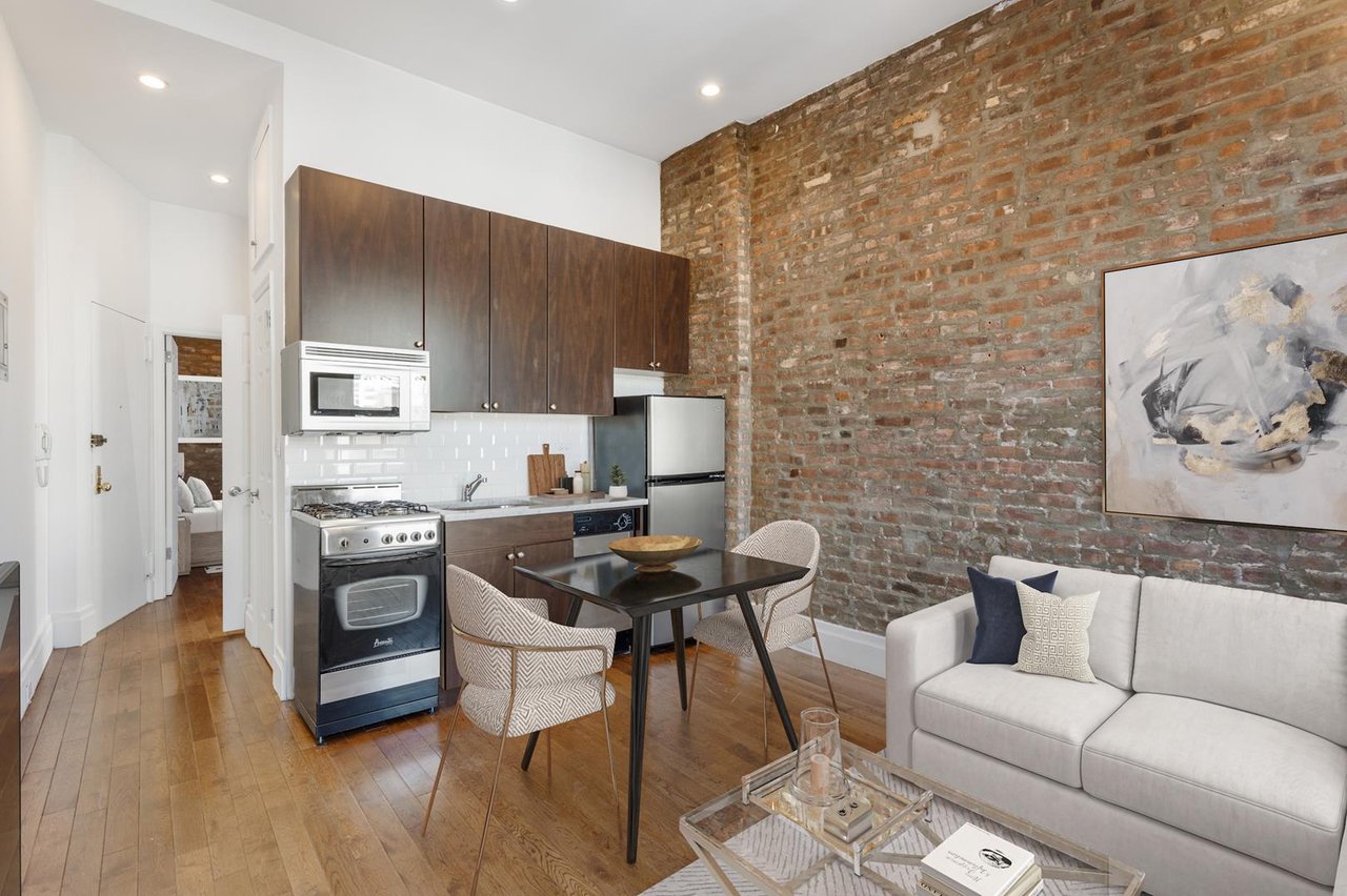 142 Sullivan Street, Apt 26