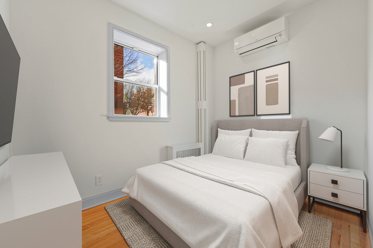 138 Meserole Avenue, Apt 1