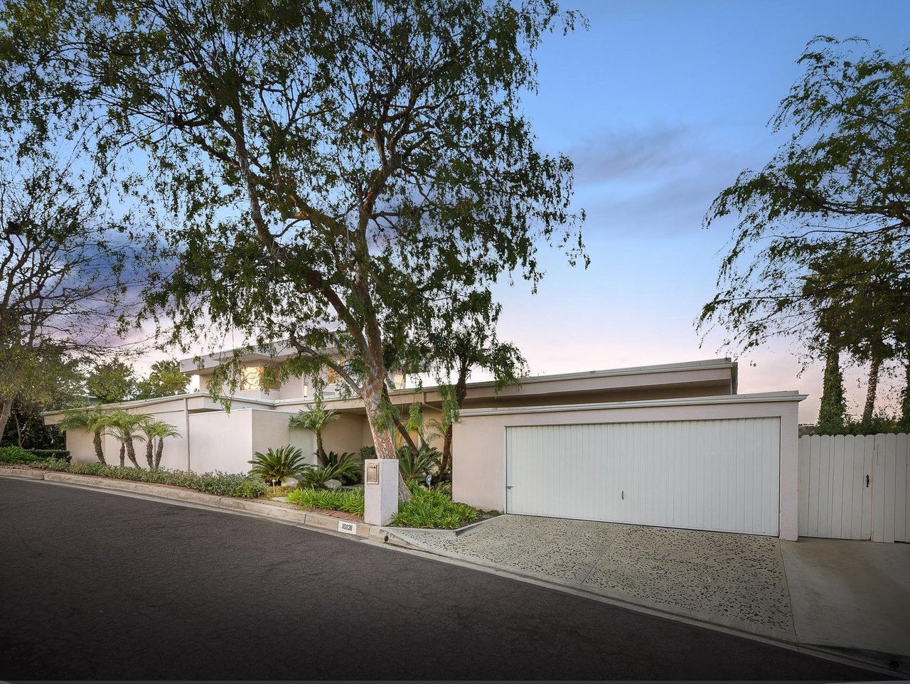 10131 Angelo View Dr