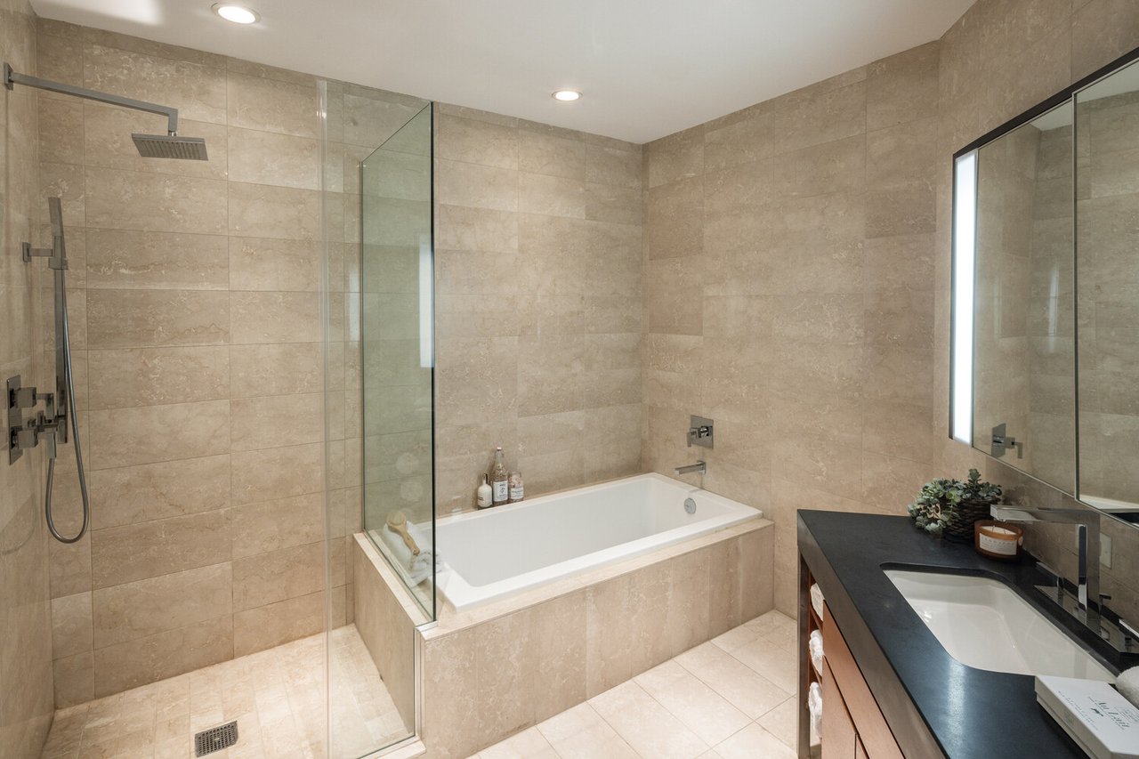 75 Wall Street, Apt PHD3