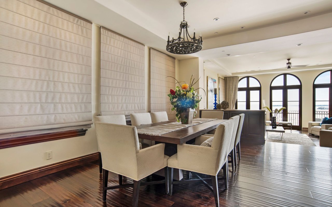 6209 Ocean Frnt