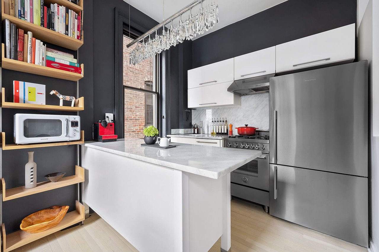 231 West 21st Street Unit 4C