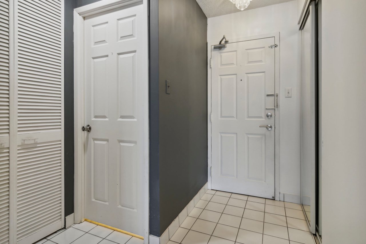 309 Major Mackenzie Drive East #217