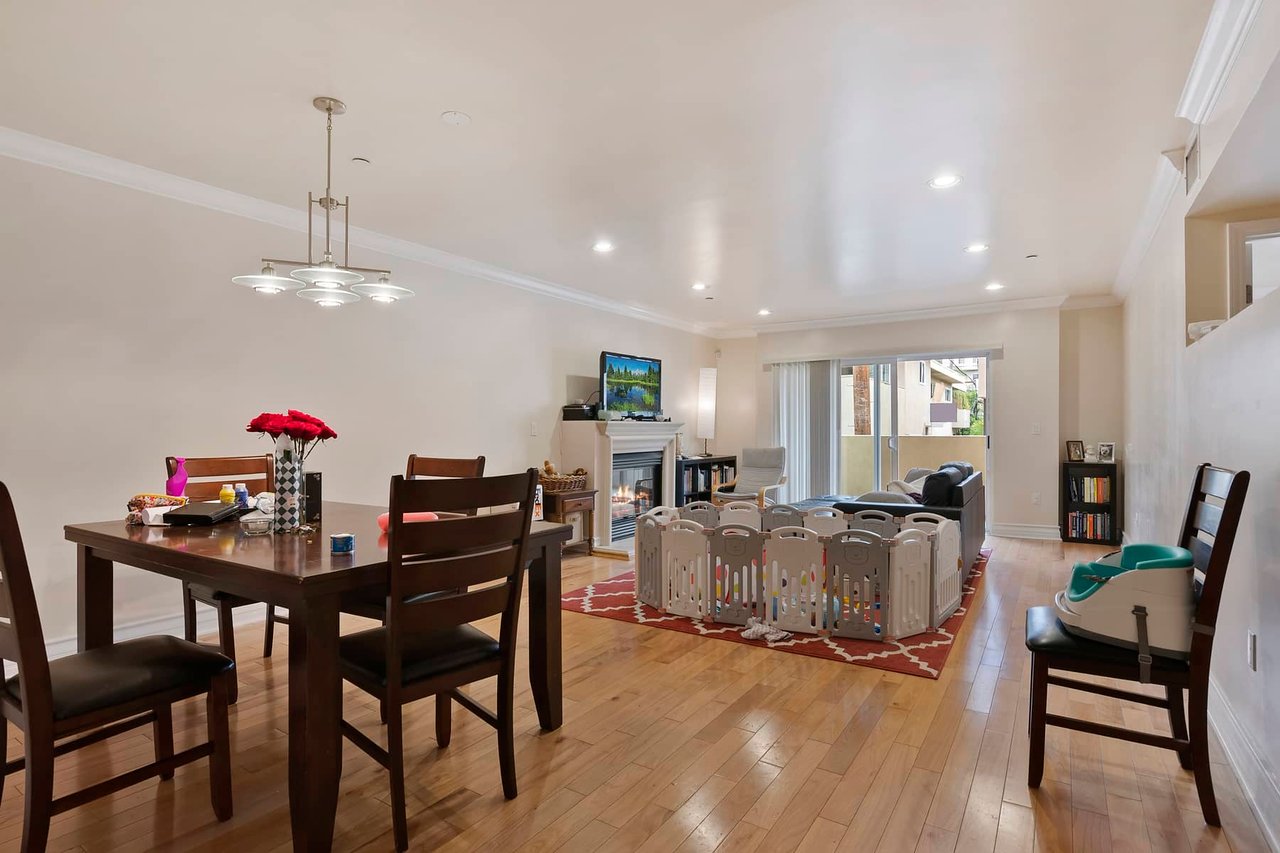 1246 ARMACOST AVE #204