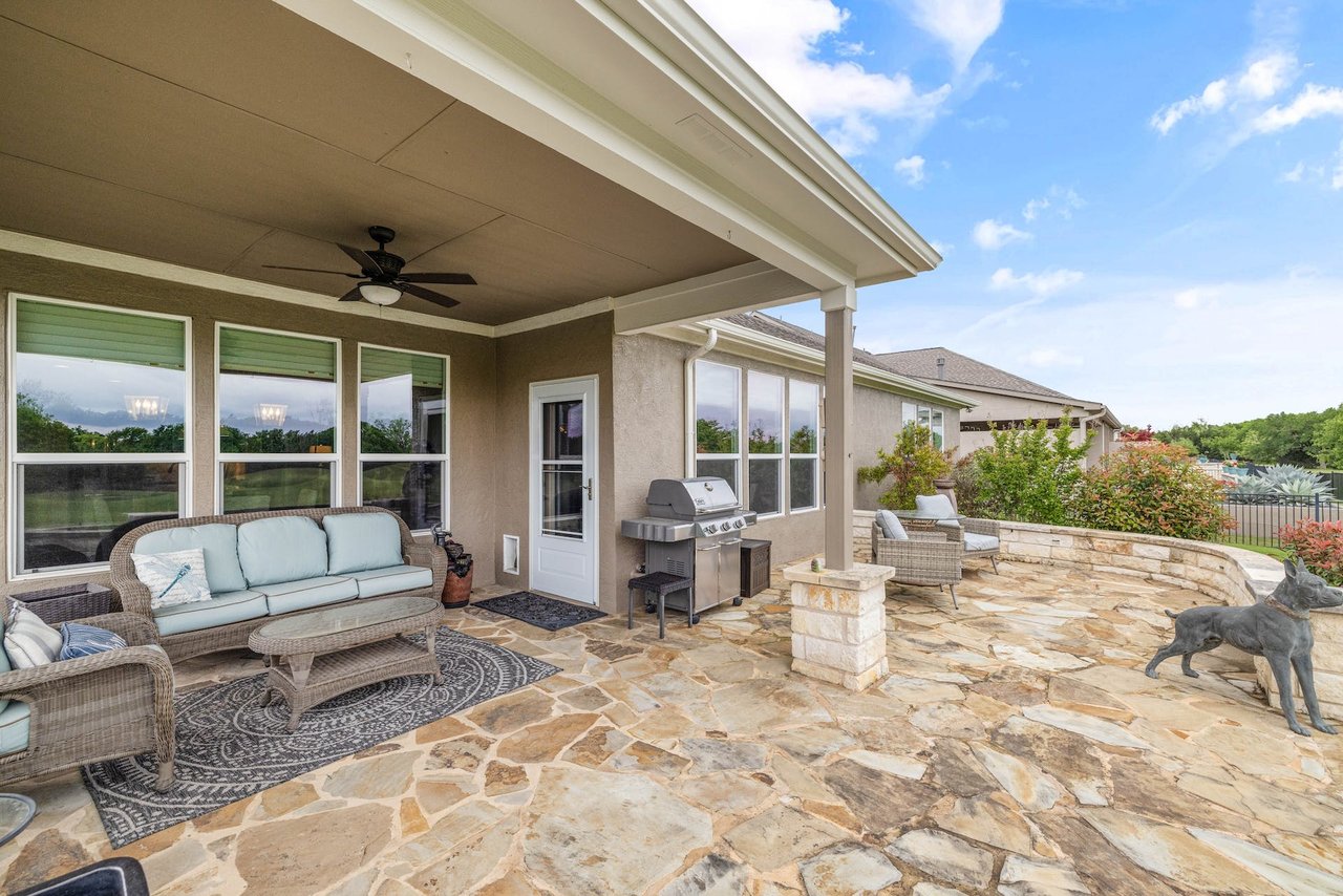 424 Star Mountain Ln, Georgetown, TX 78633