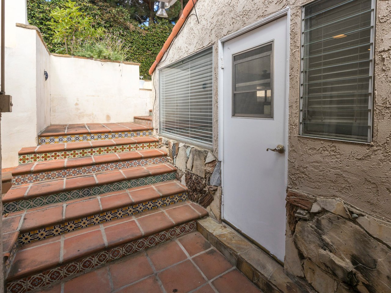 317 Loma Vista Street