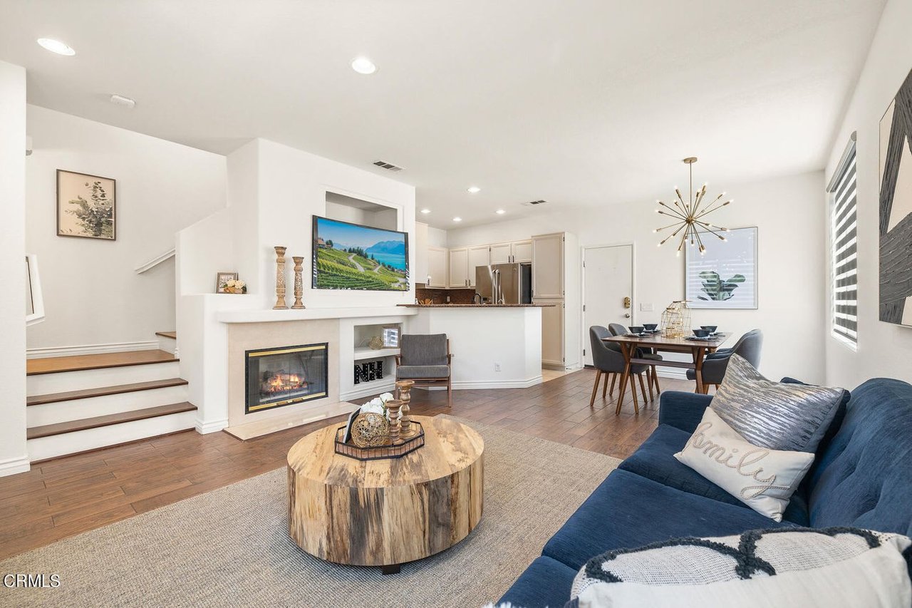 Townhouse Adjacent to Iconic Rose Bowl