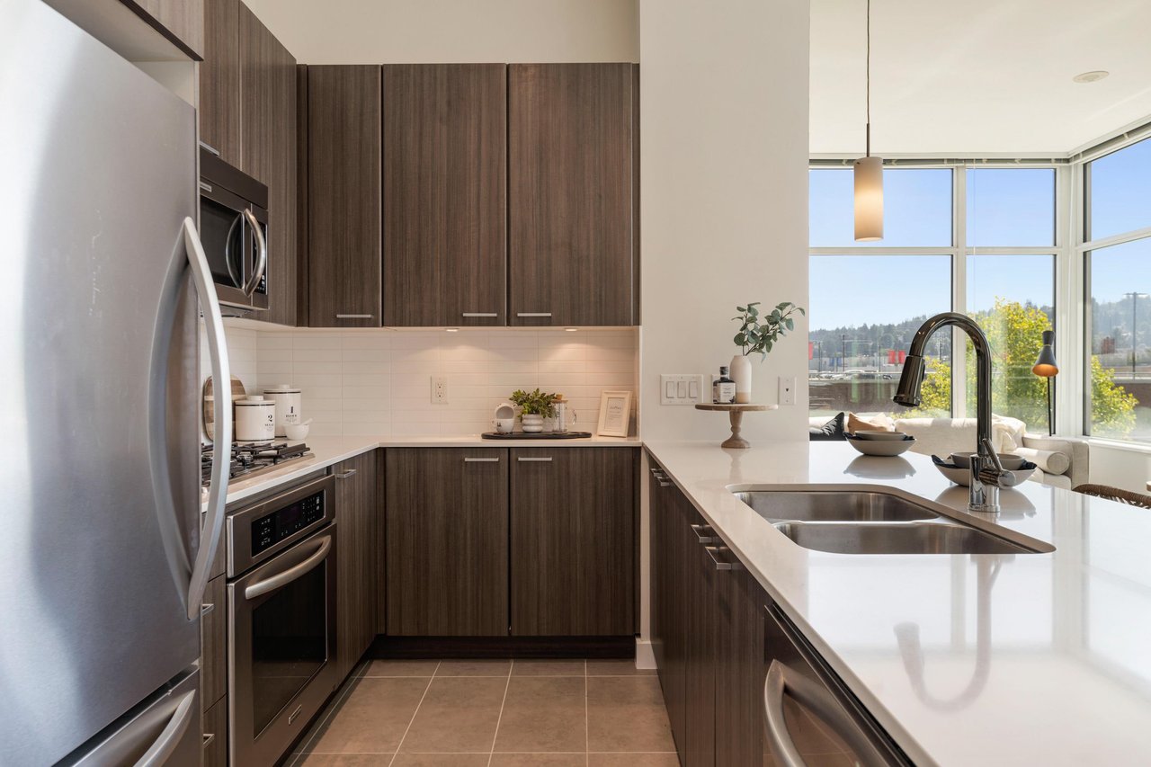 303-2955 Atlantic Avenue, Coquitlam
