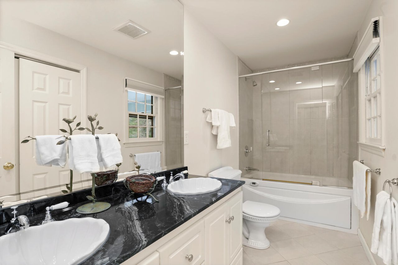 137 Long Lots Road