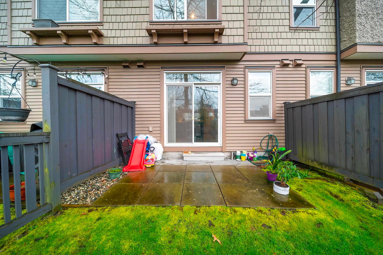 79-10489 Delsom Cres Cres