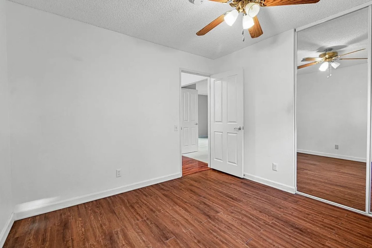 4618 Del Valle Pkwy