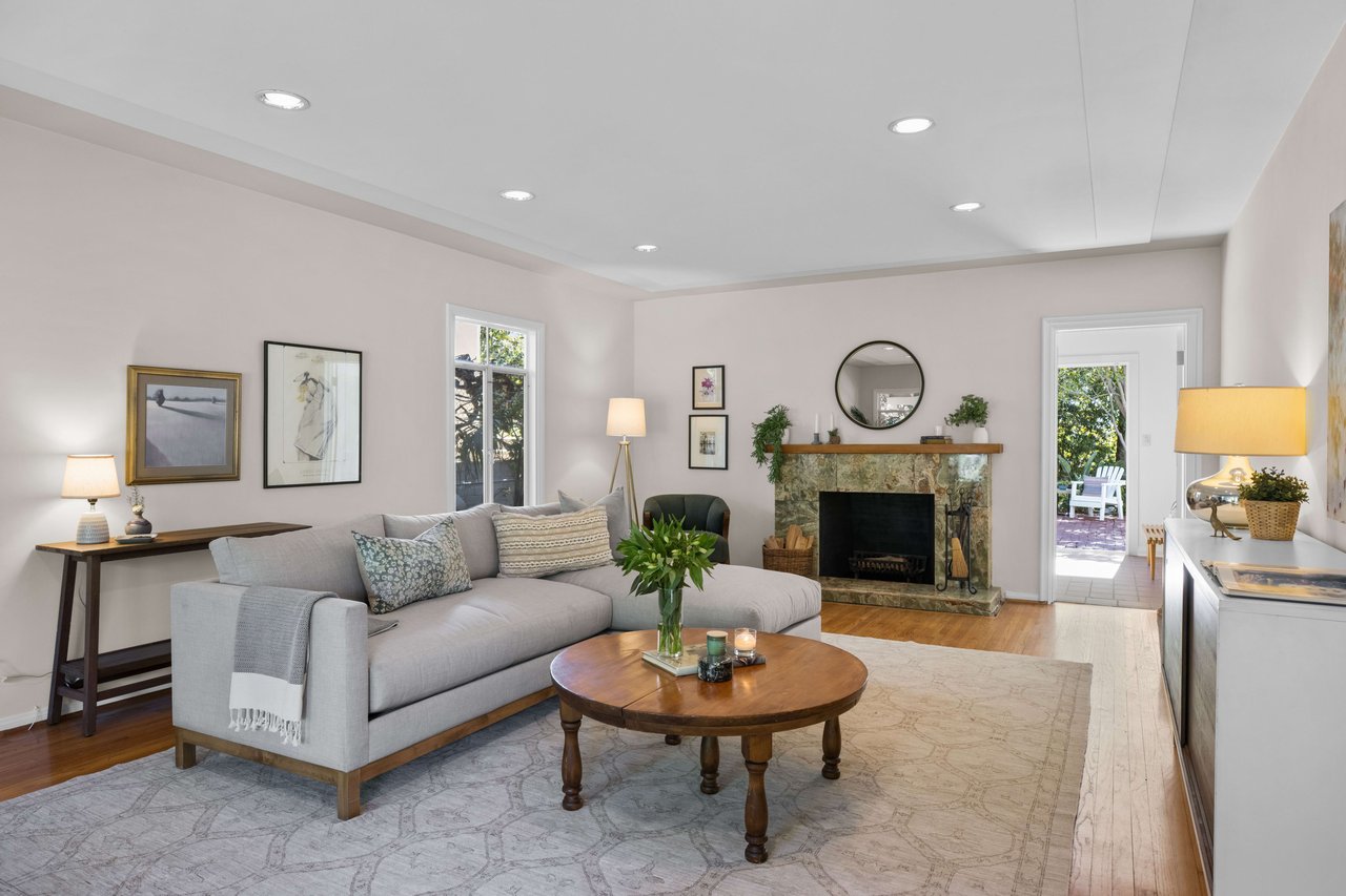 A Classic 1949 Traditional in Los Feliz