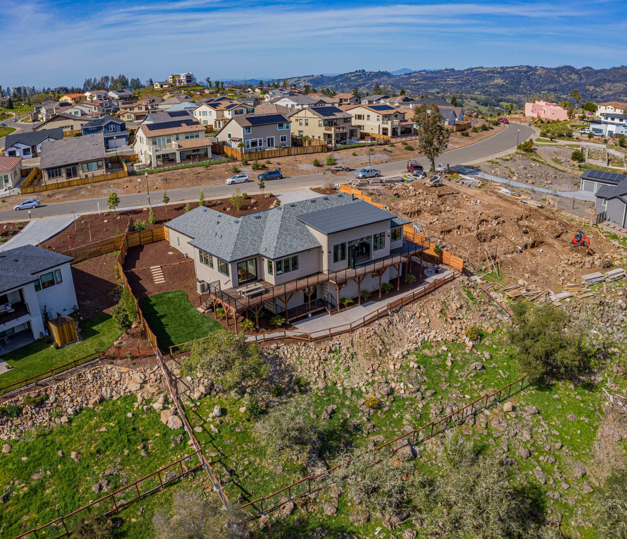3911 Rincon Ridge Dr