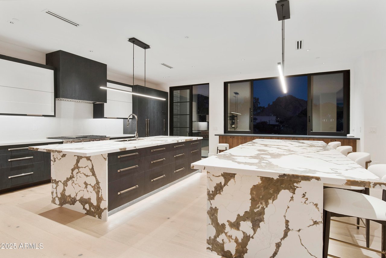 4117 E Keim Dr