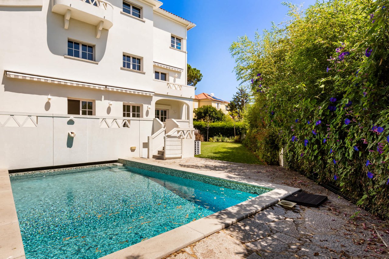 Outdoor Pool - Estoril Villa with Sea Views