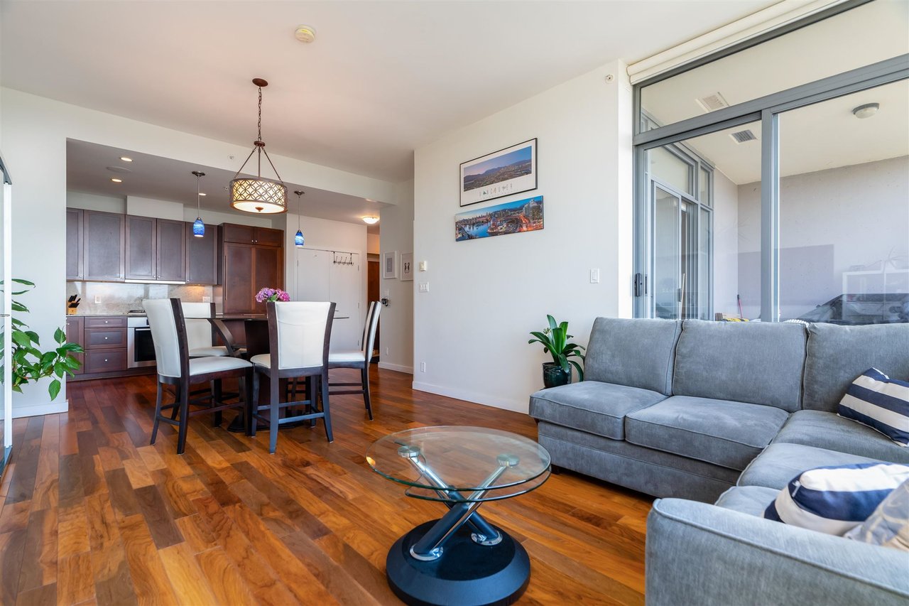 2706-280 Ross Dr