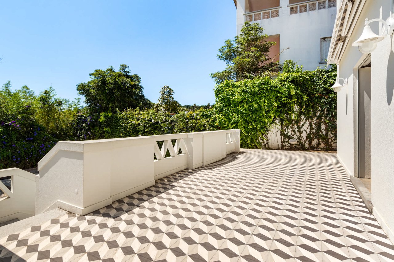 Balcony - Estoril Villa with Sea Views