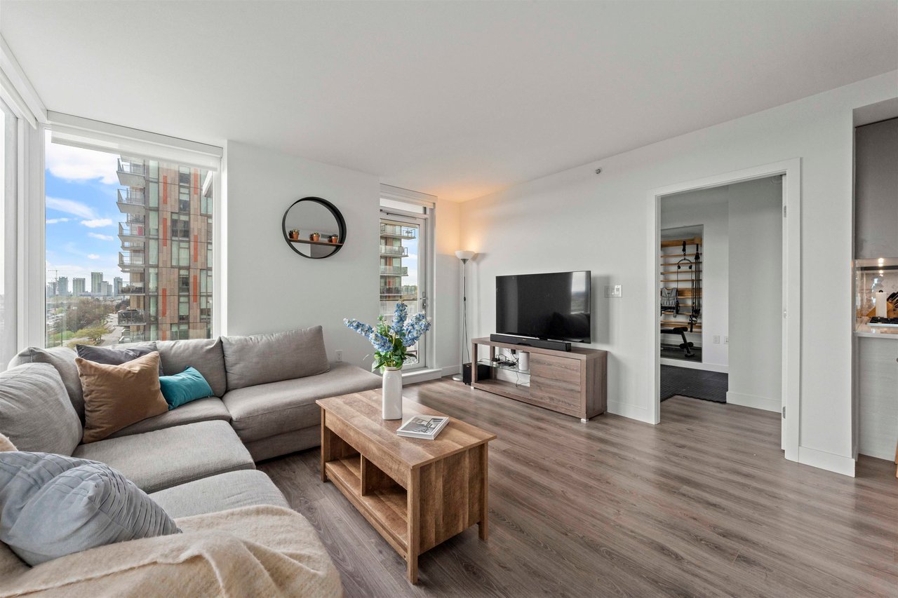 807-8181 Chester St