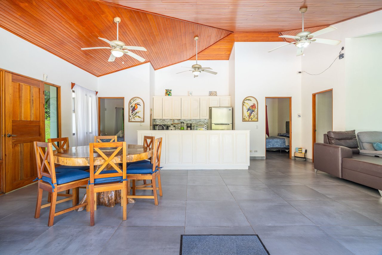 Excellent 3BR in Popular Neighborhood, Quiet, Private, Strong Rental Income