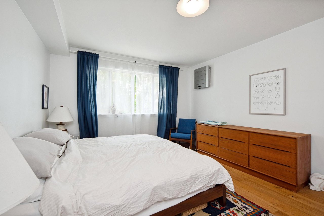 101-3909 Fraser St