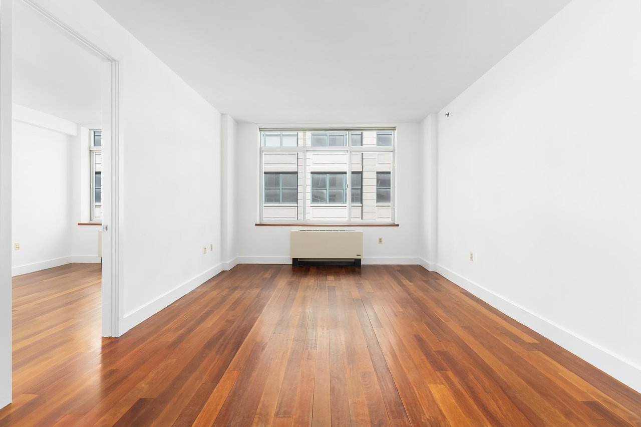 84 Front St #5C