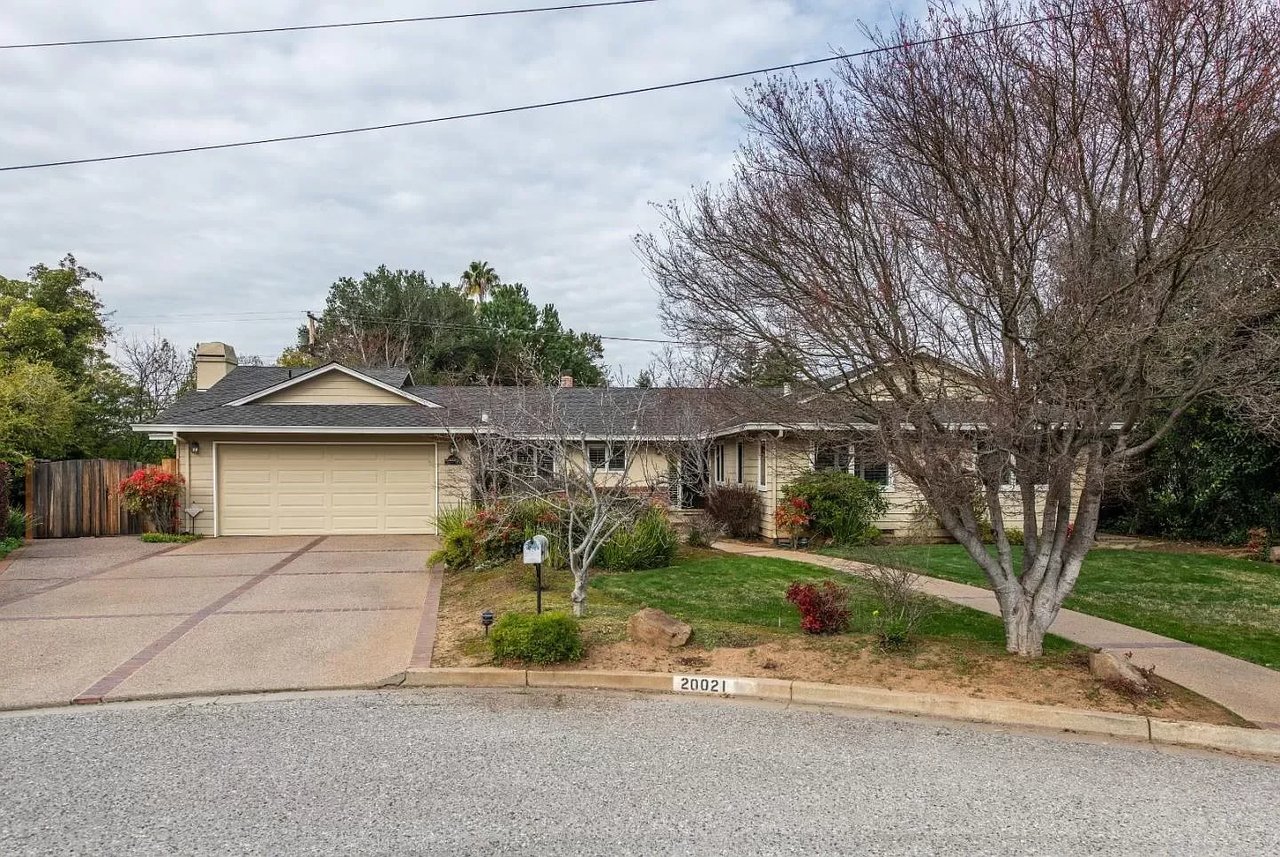 20021 Braemar Dr, Saratoga
