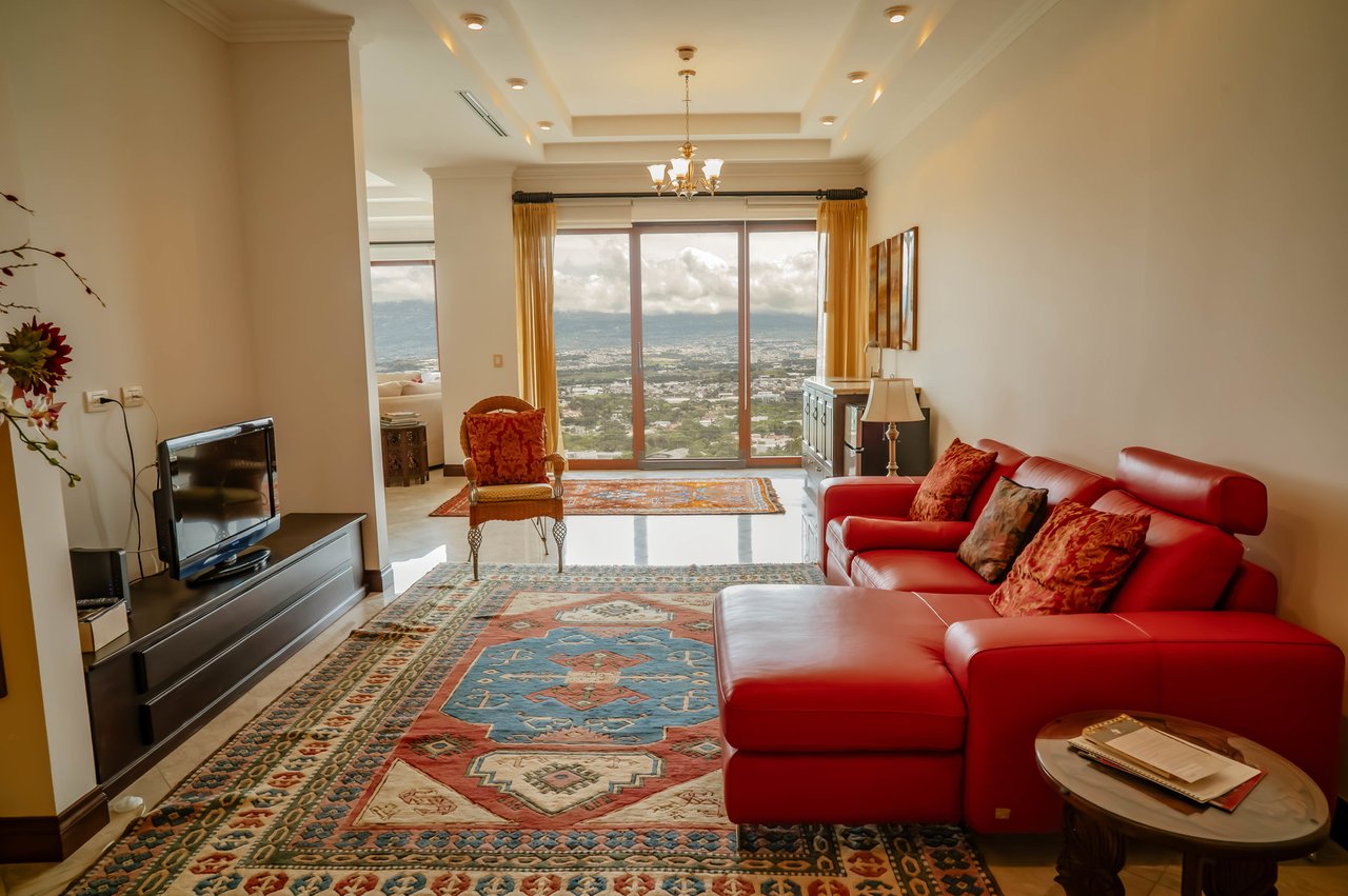 Exclusive Apartment With Views, Escazu, San Jose