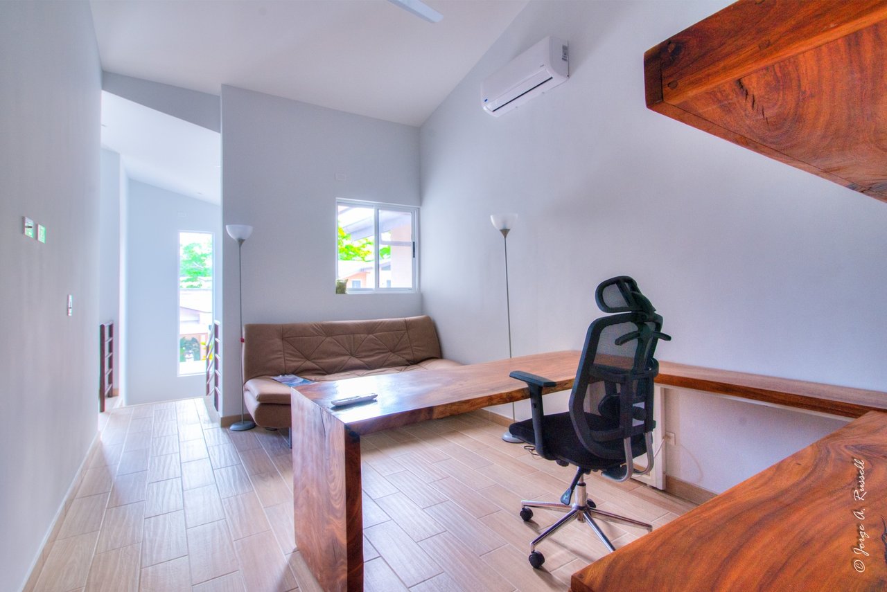 Tropical Income Generating Villa, Jaco, Puntarenas
