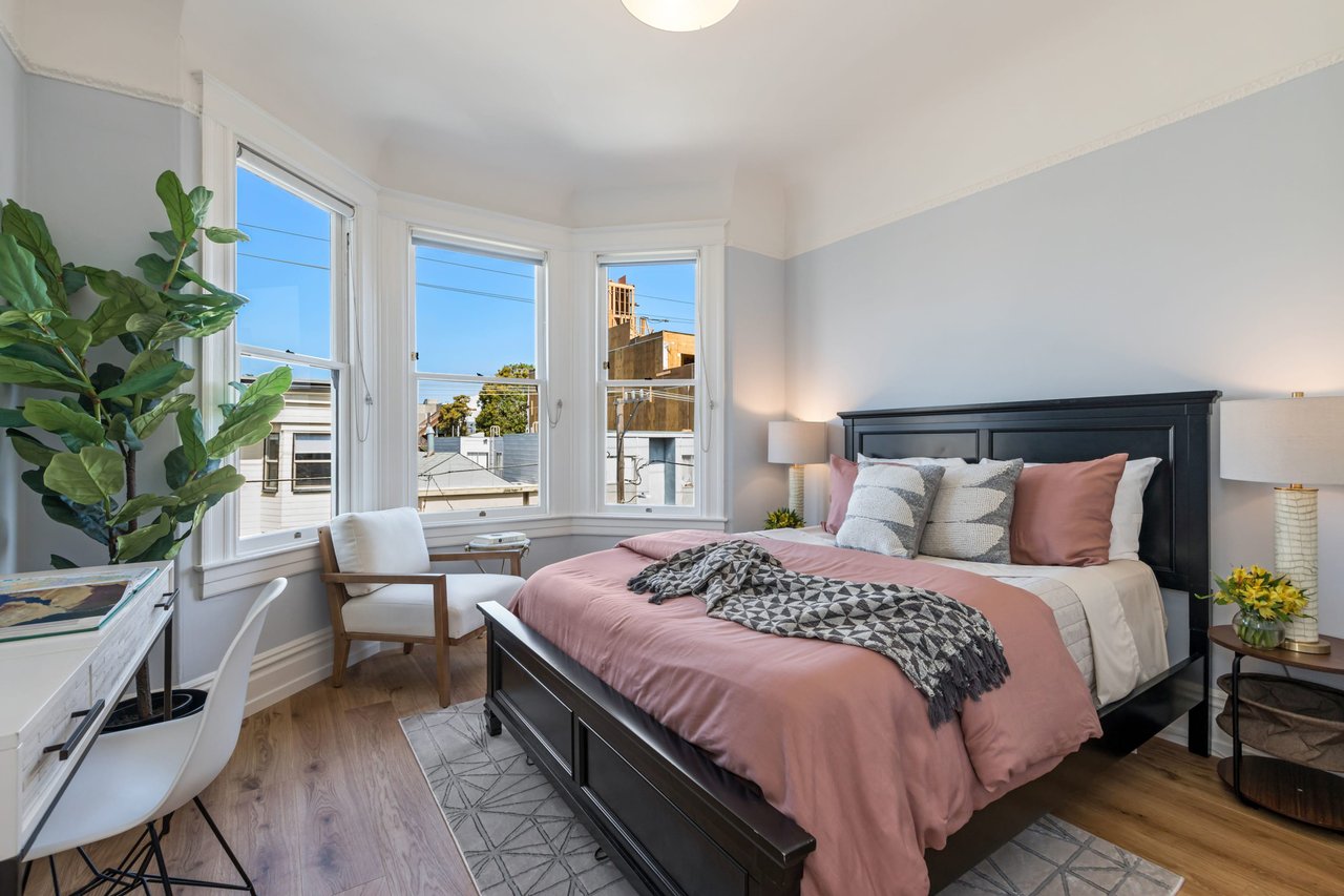 Top-Floor Two Bed Condo on 24th Street