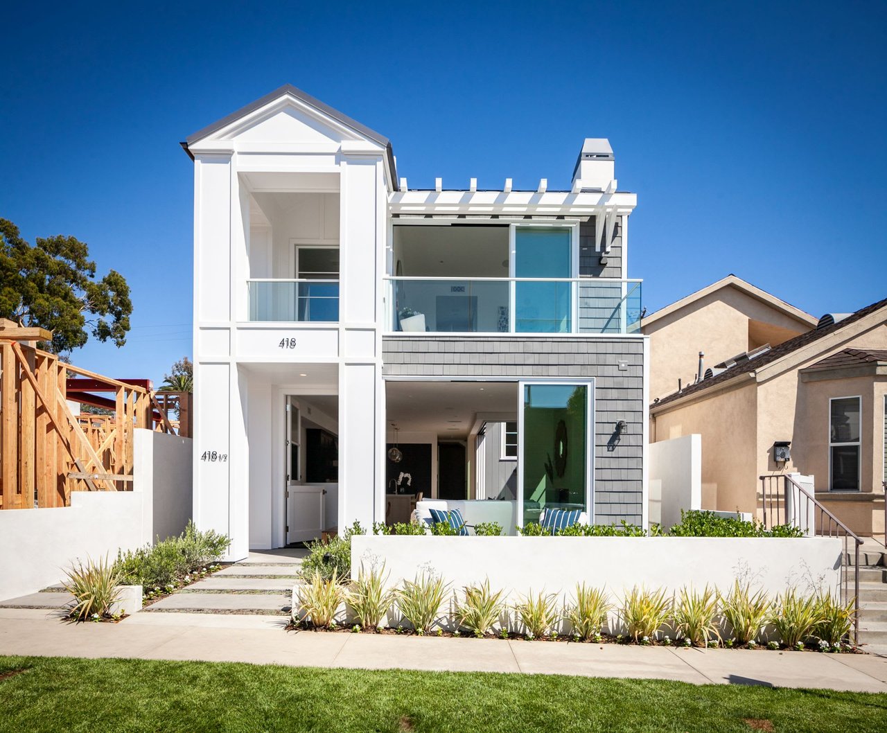 418 Larkspur Ave