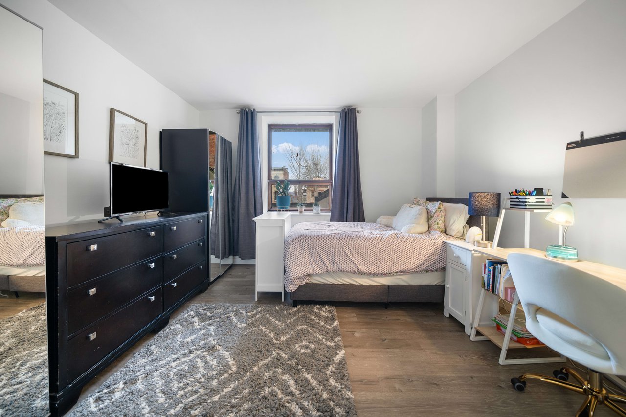 412 Liberty Hill #1B