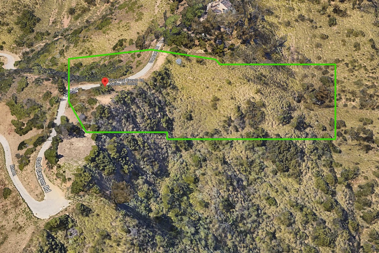 Home Site w/plans for 7,750’ Home.