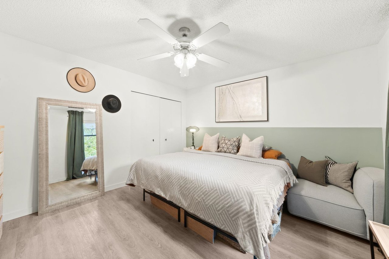 1884 Purcell Wy