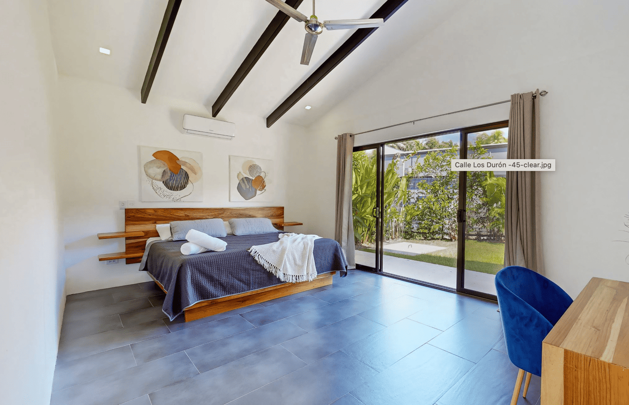 Modern Construction 3 Beds, 2,5 Baths Home.  Best Deal in Uvita! 