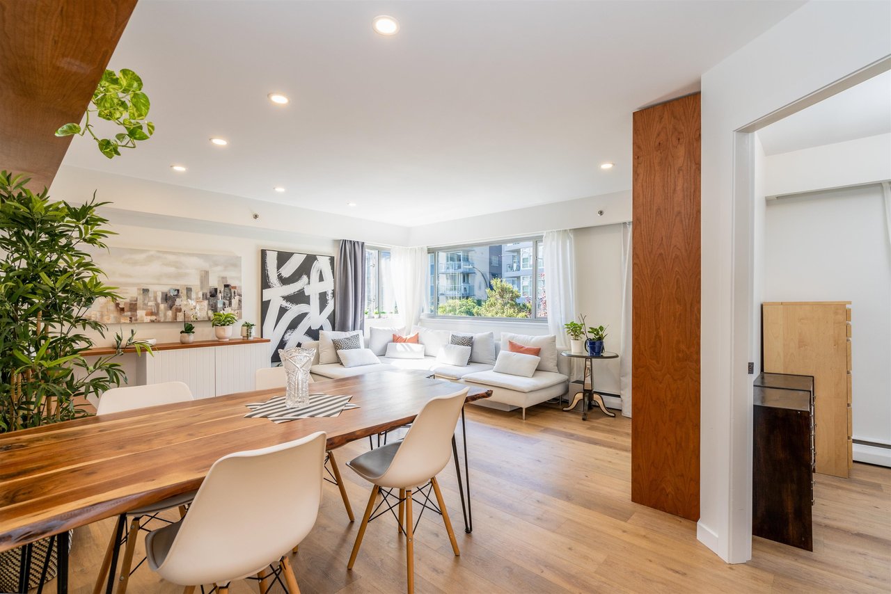 302-1050 Jervis St