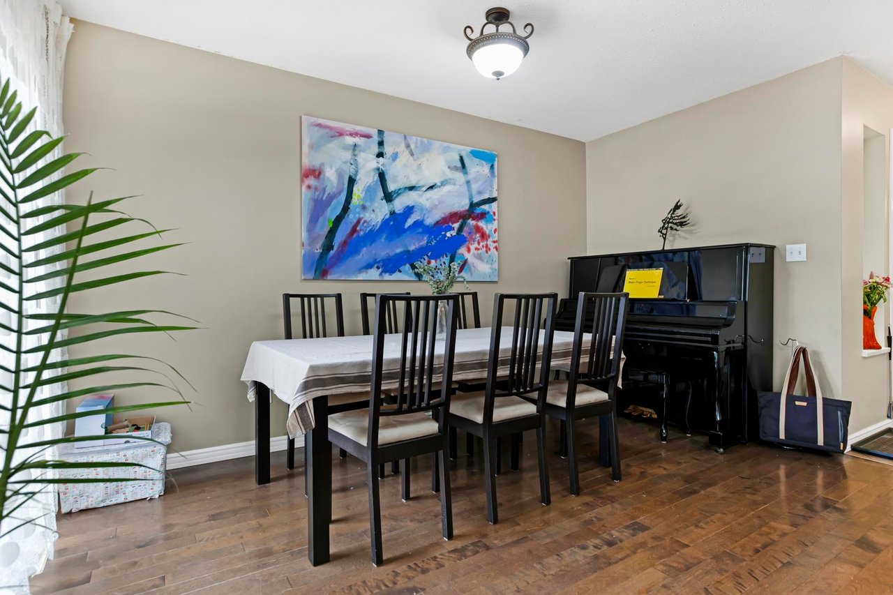 2982 Mt Seymour Pkwy