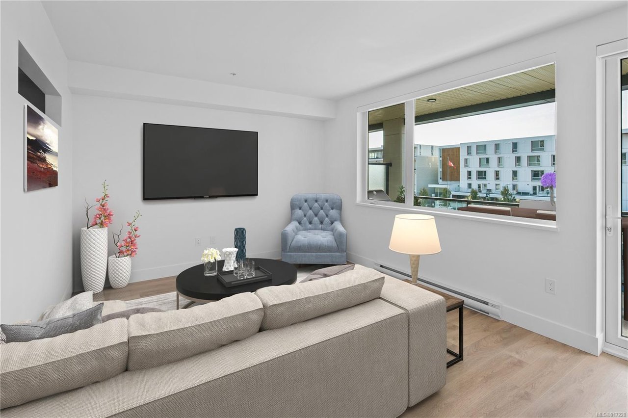 312-2461 Sidney Ave, Sidney