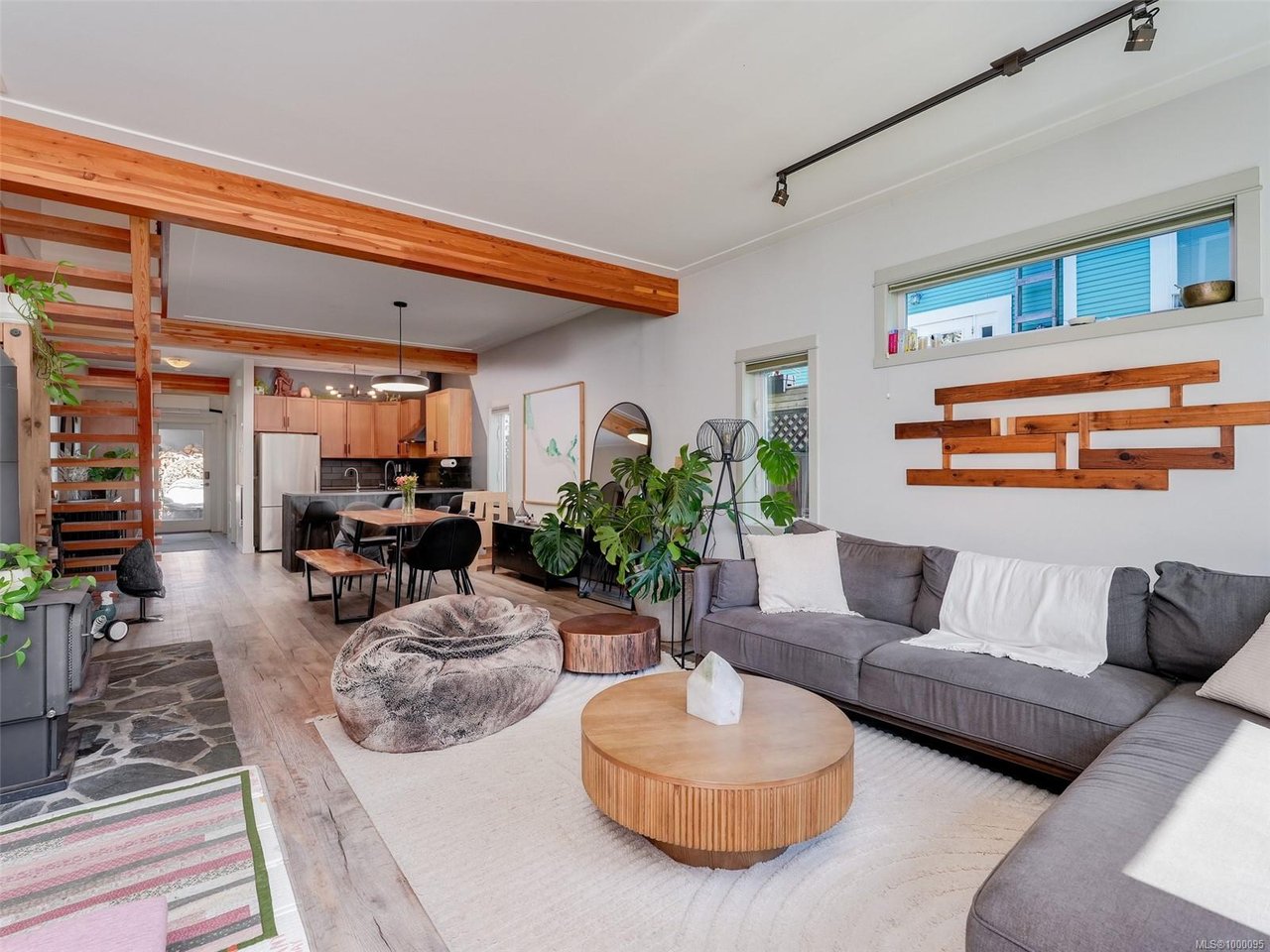 282 Burnside Rd, Victoria